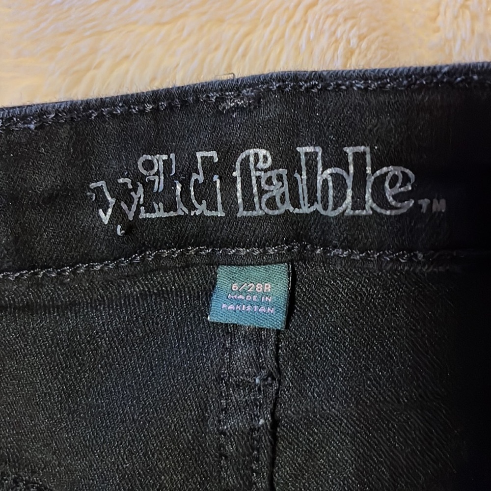 Wild Fable high Rise shorts - Picture 3 of 4